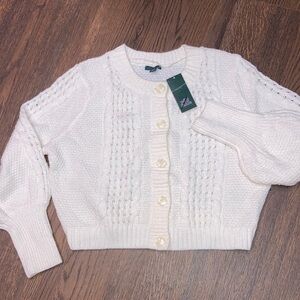 Wild Fable Off White Cropped Sweather    Size XL